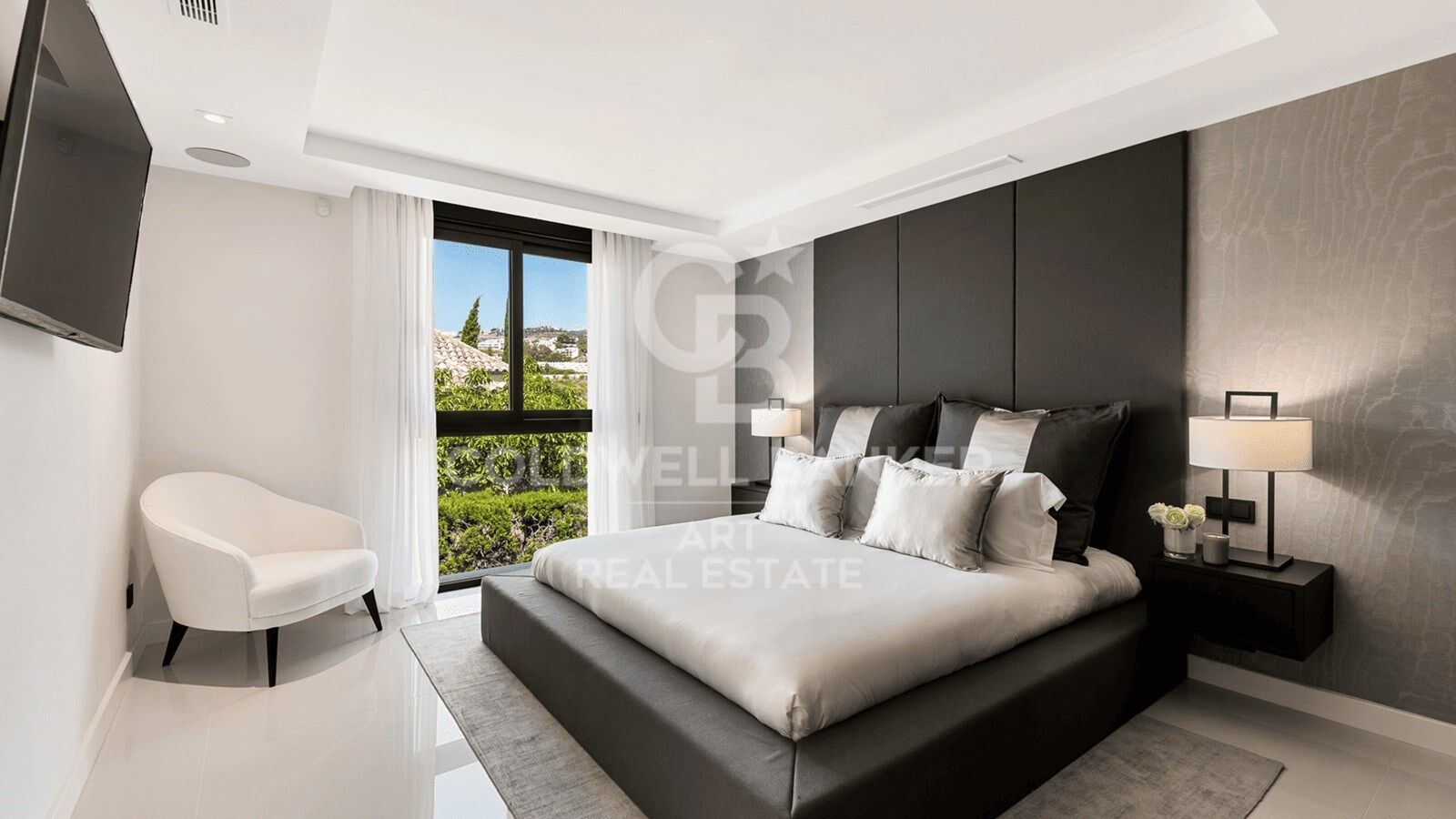 Villa de luxe signée par un architecte de renom au cur de la Vallée du Golf de Nueva Andalucía