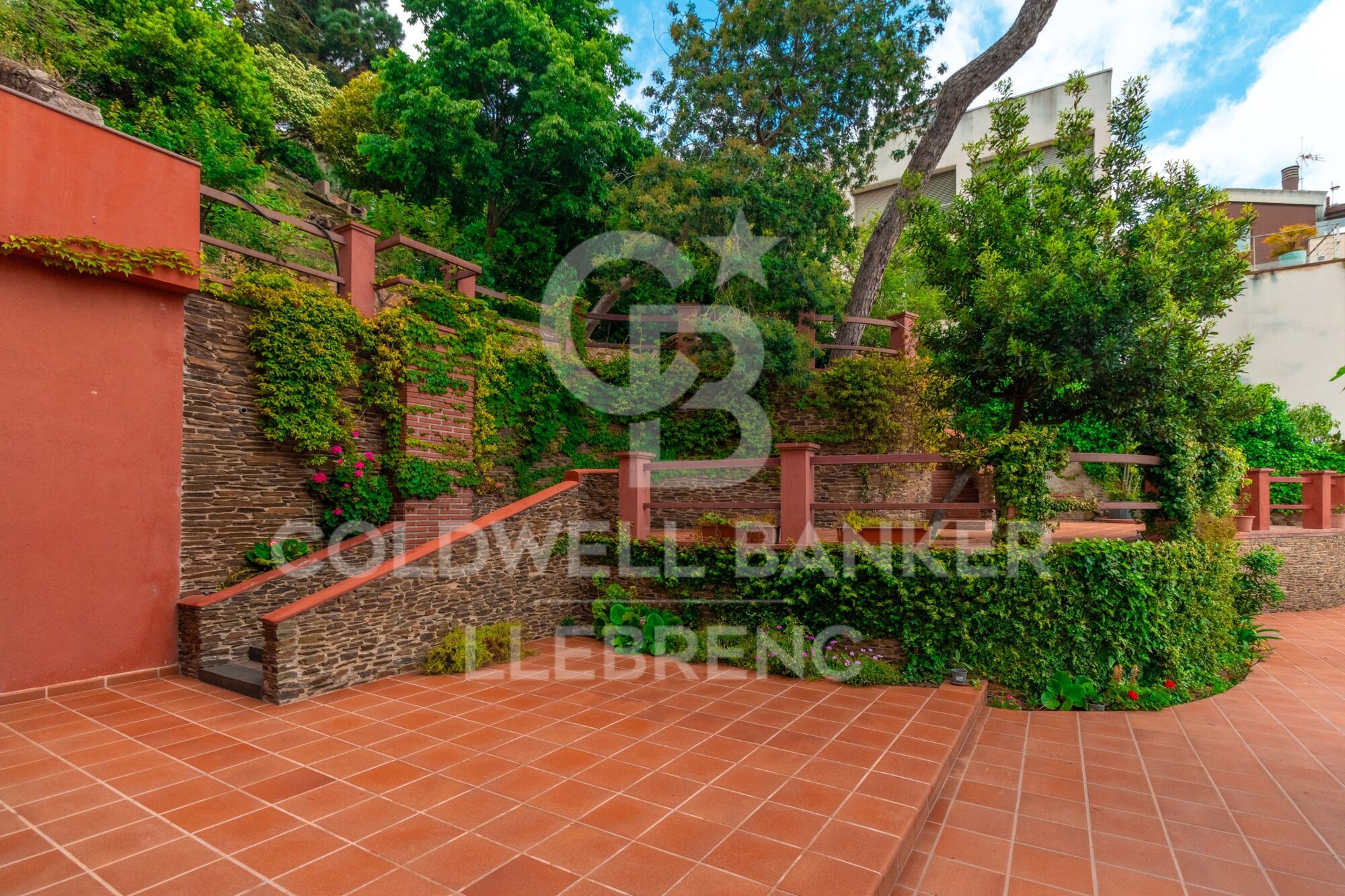 Exclusive House with Panoramic Views for sale in Vallvidrera