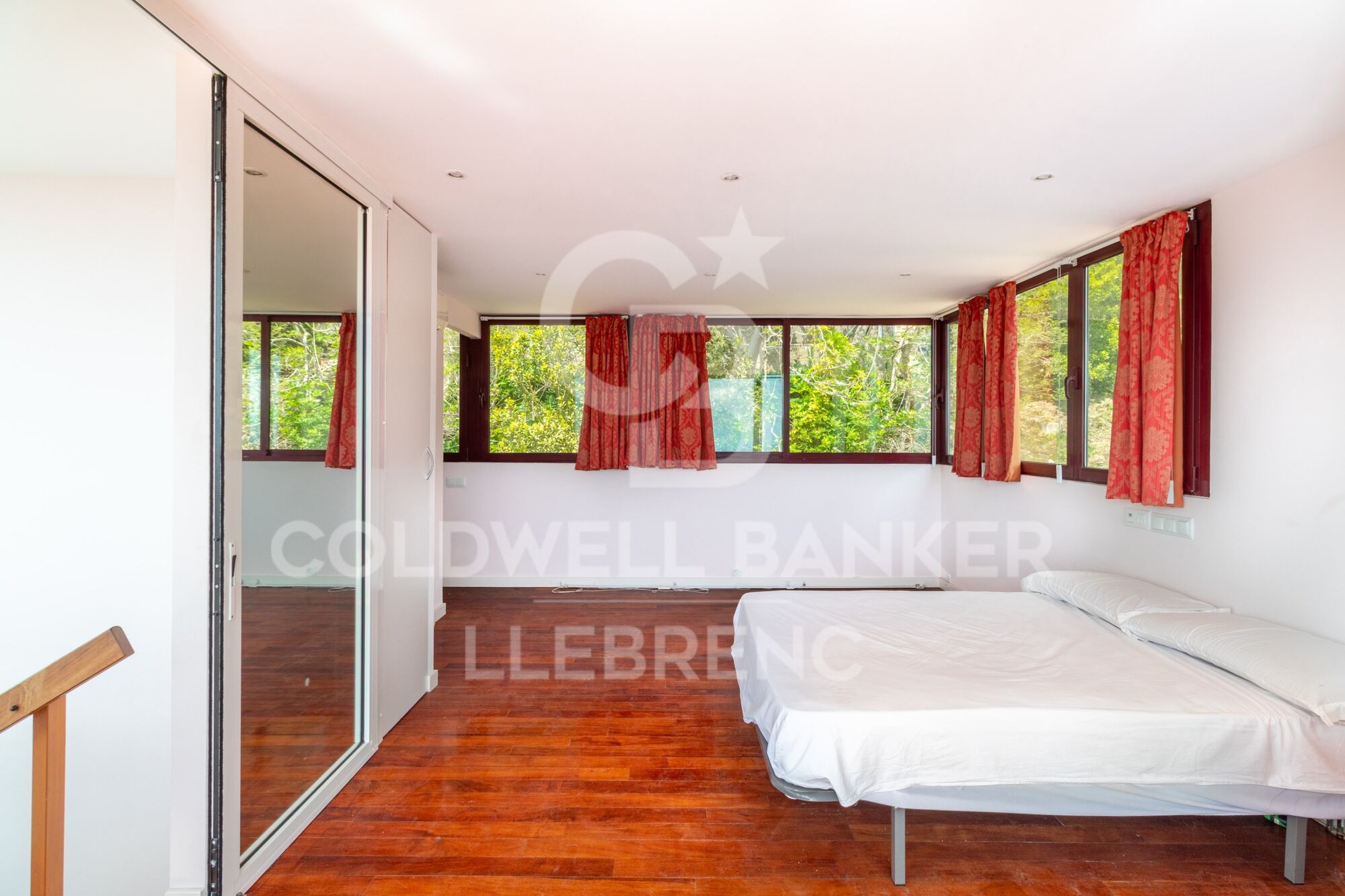 Exclusiva Casa con Vistas Panorámicas en venta en Vallvidrera