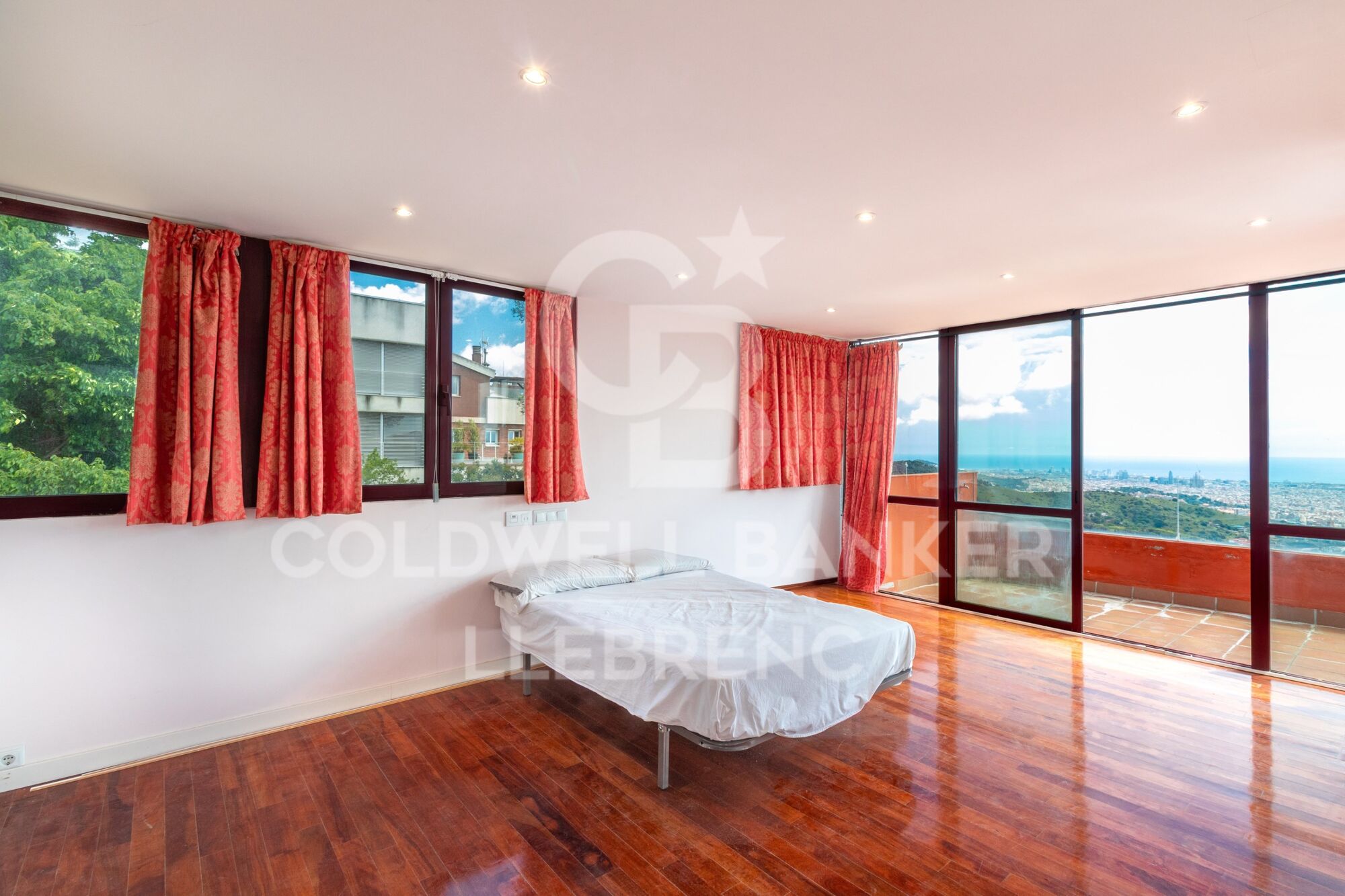 Exclusiva Casa con Vistas Panorámicas en venta en Vallvidrera