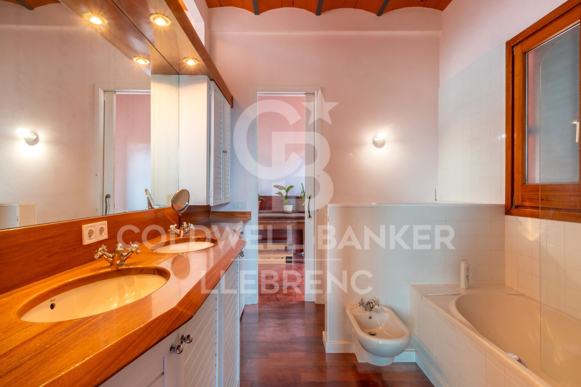 Exclusive House with Panoramic Views for sale in Vallvidrera