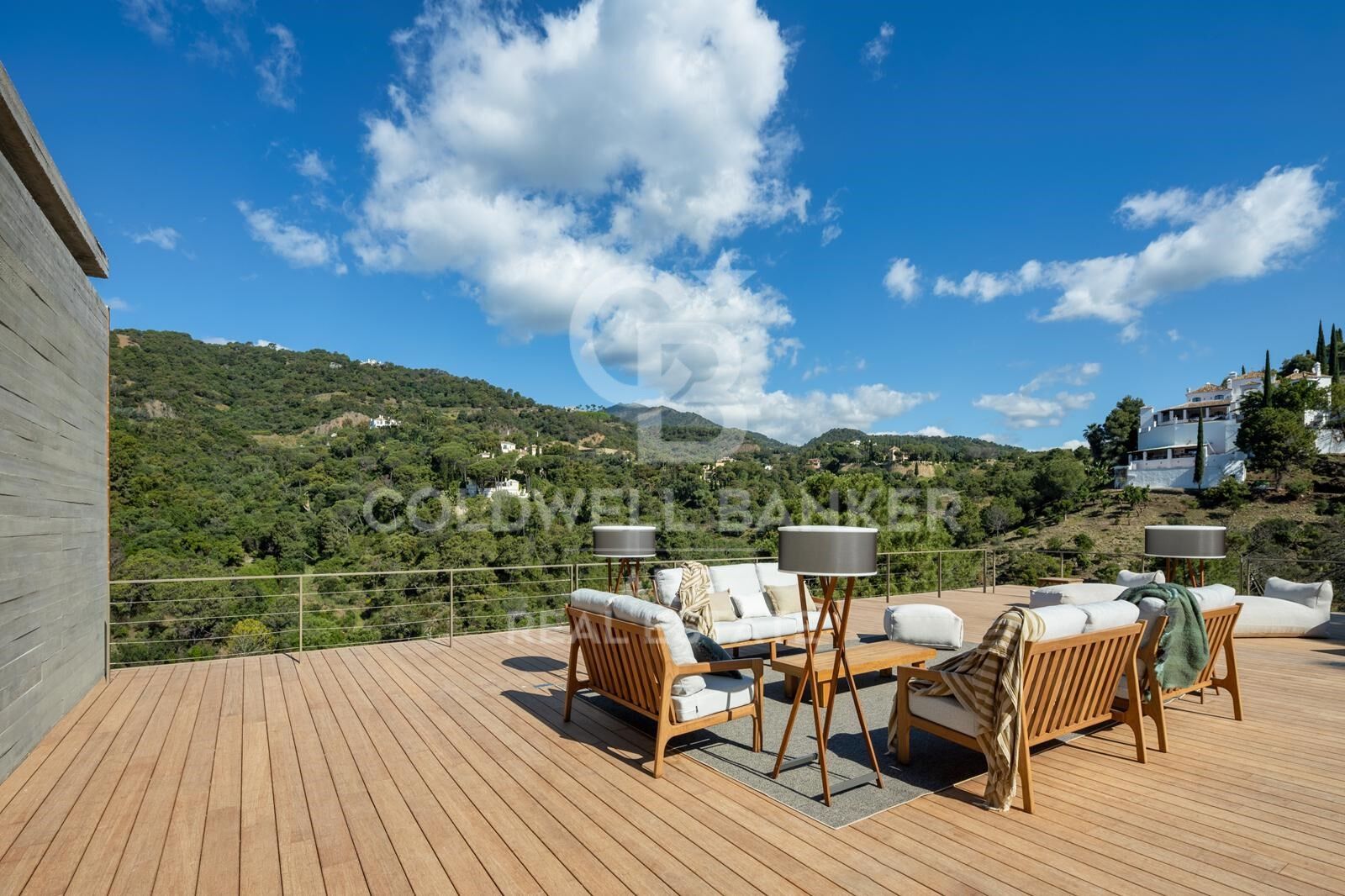 Architectural masterpiece with panoramic sea views in El Madroñal