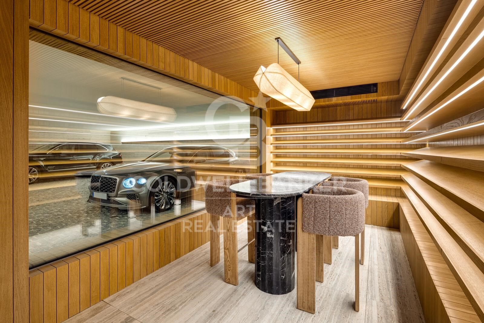 Architectural masterpiece with panoramic sea views in El Madroñal