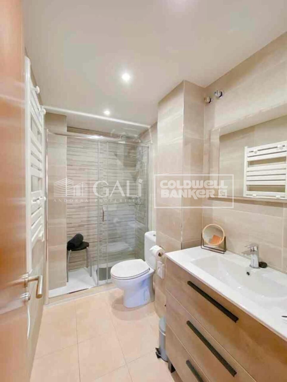 Apartment 2 Bedrooms Sale Encamp