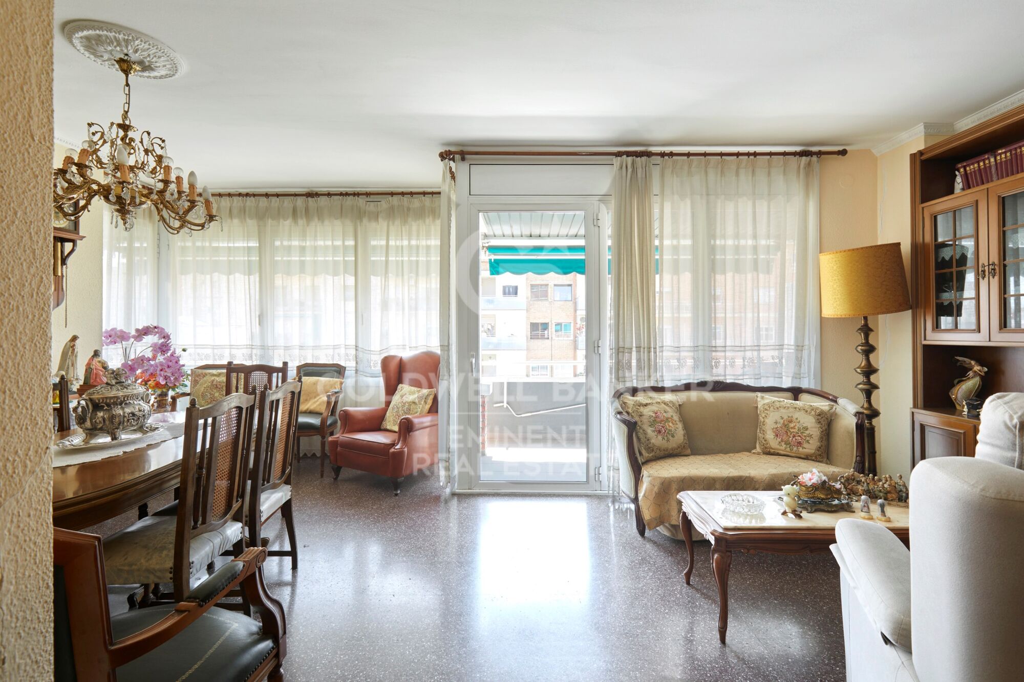 Flat 4 Bedrooms Sale Barcelona