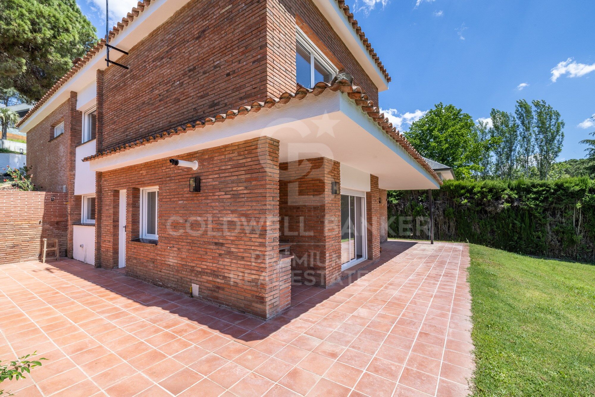 Encantadora casa recién reformada. Oportunidad!!