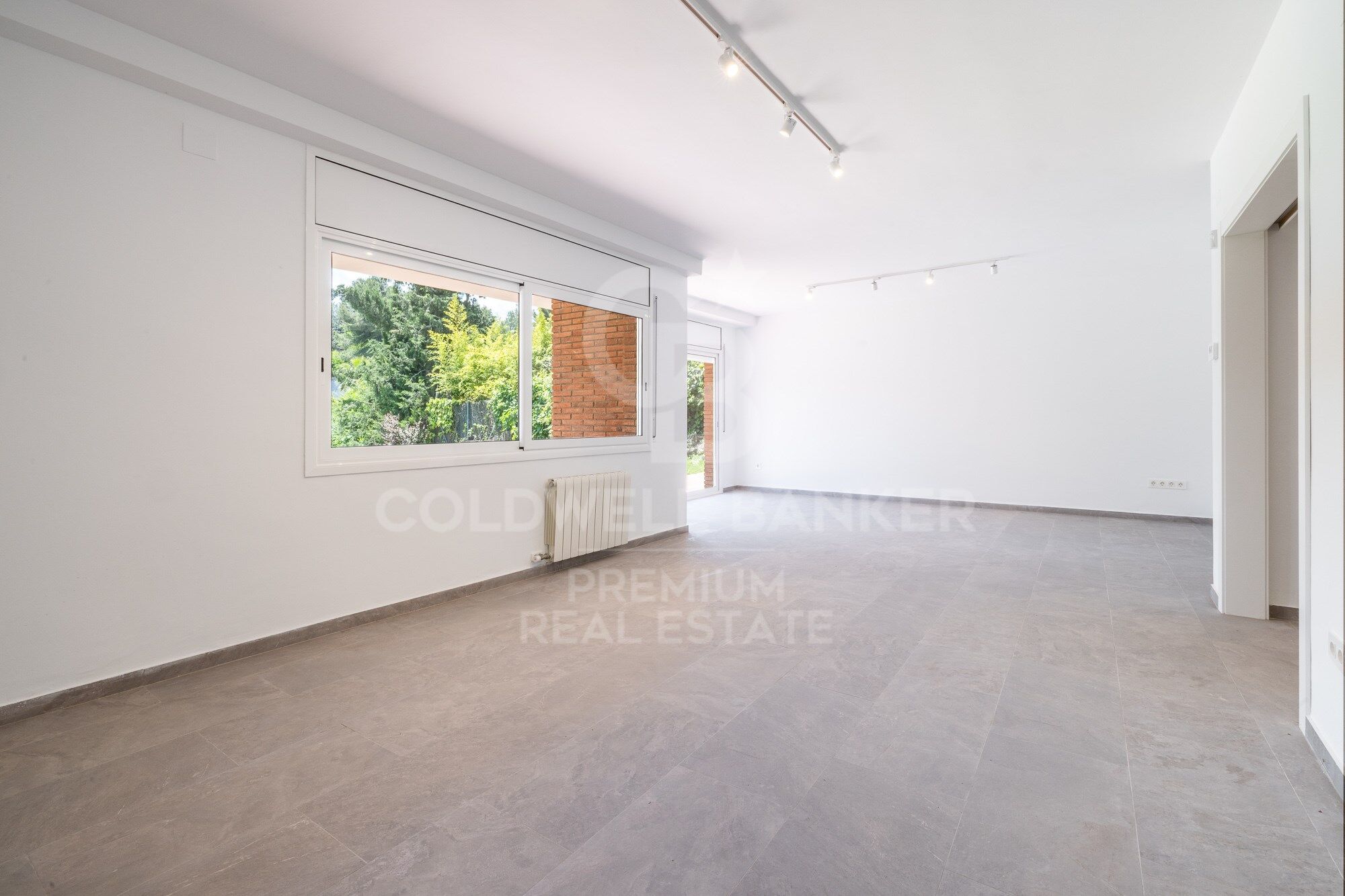 Encantadora casa recién reformada. Oportunidad!!