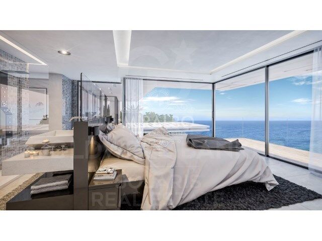 Villa Ariadna - Design exclusif en première ligne avec des vues spectaculaires sur la mer.