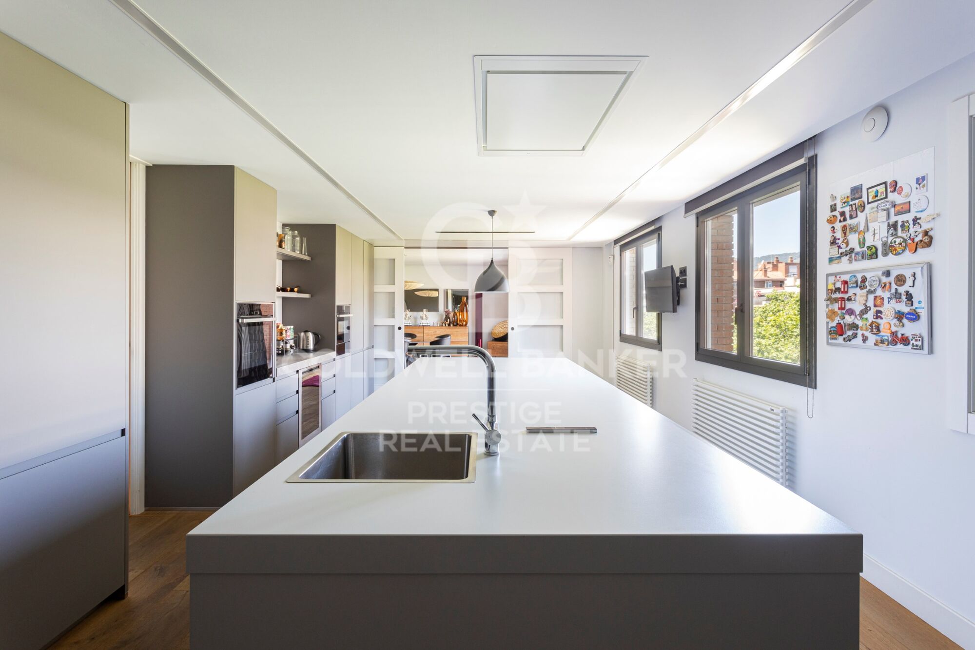 Appartement haut standing à Sant Gervasi - rénové, 3 suites, terrasses et garage triple