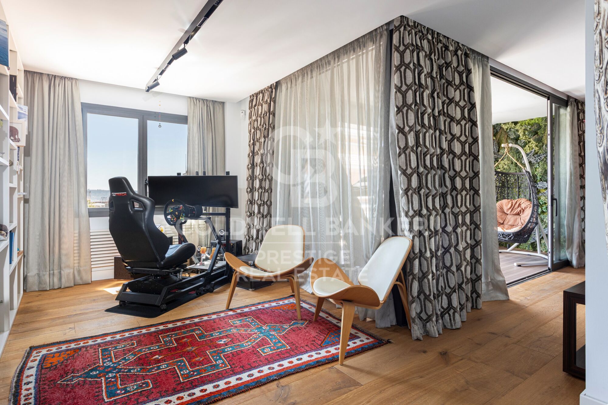 Appartement haut standing à Sant Gervasi - rénové, 3 suites, terrasses et garage triple