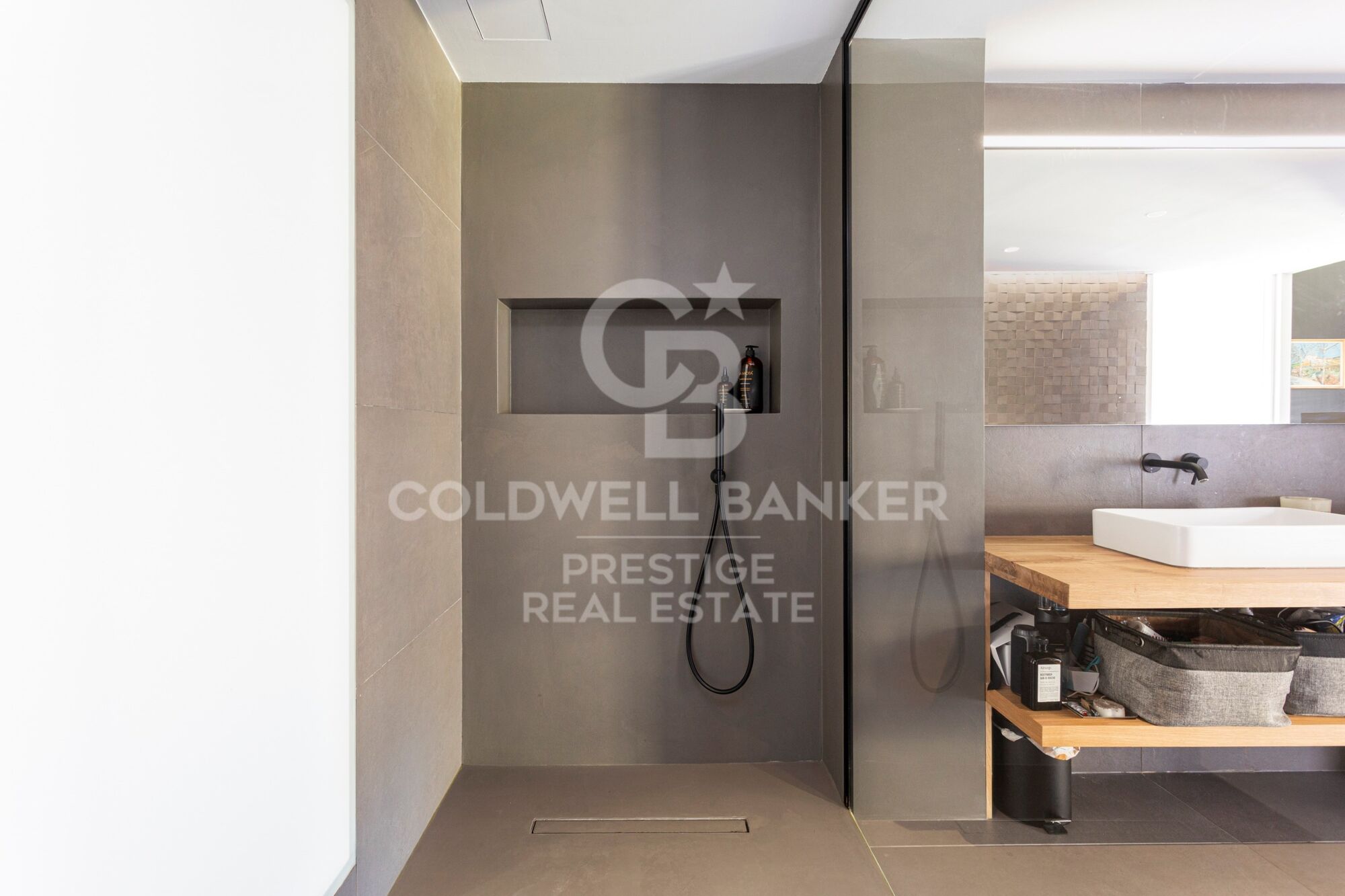 Appartement haut standing à Sant Gervasi - rénové, 3 suites, terrasses et garage triple