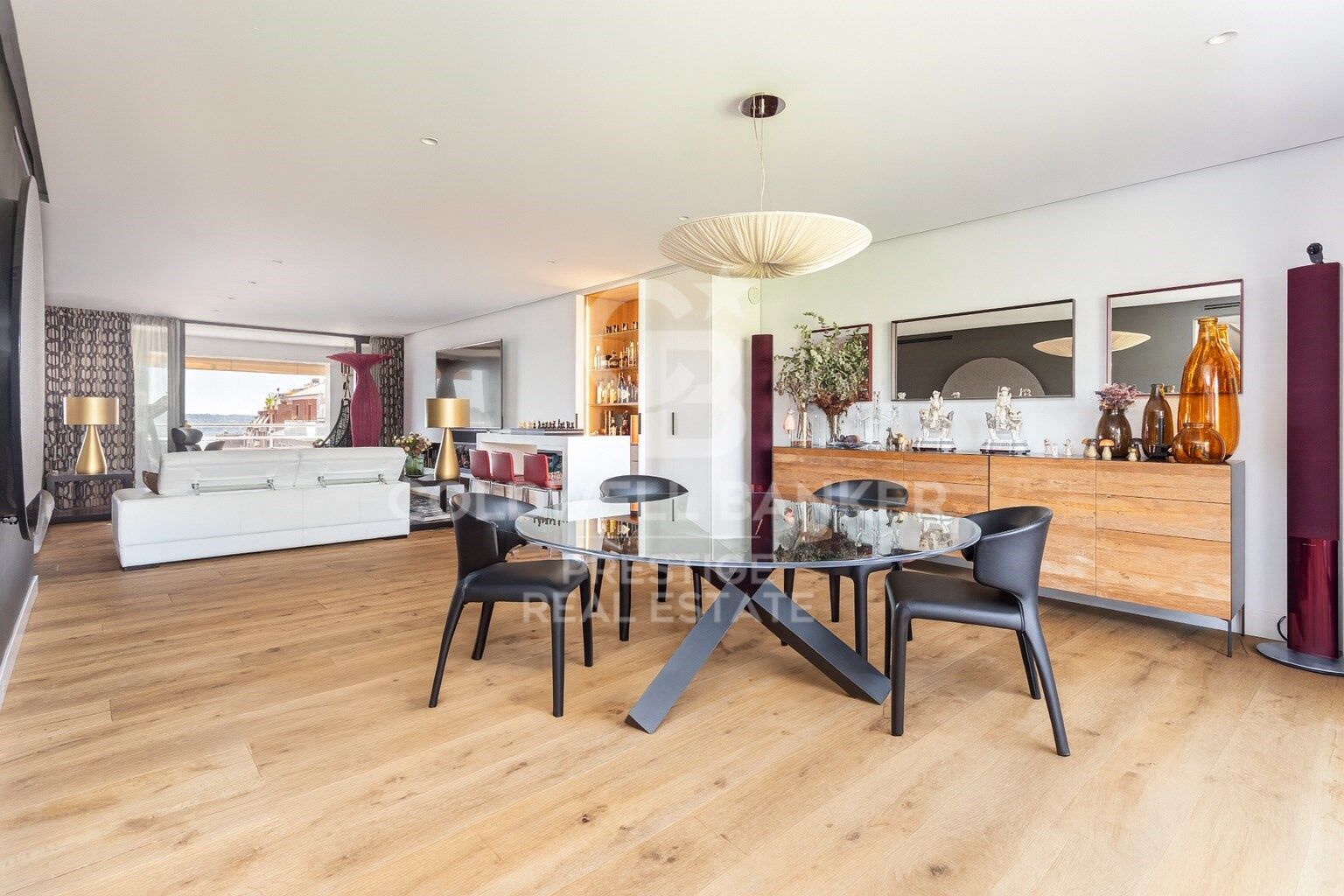 Appartement haut standing à Sant Gervasi - rénové, 3 suites, terrasses et garage triple