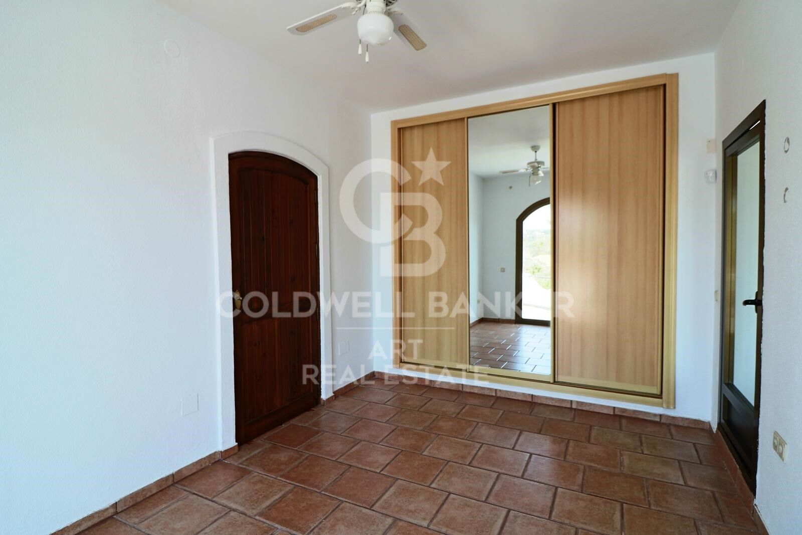 Detached villa with golf views and guest flat in Sotogrande Alto
