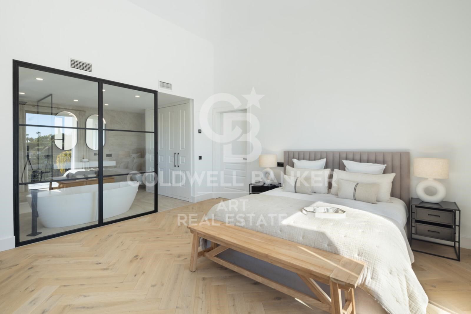 Elegante moderne Villa mit atemberaubendem Blick auf das Mittelmeer, Benahavís, Marbella