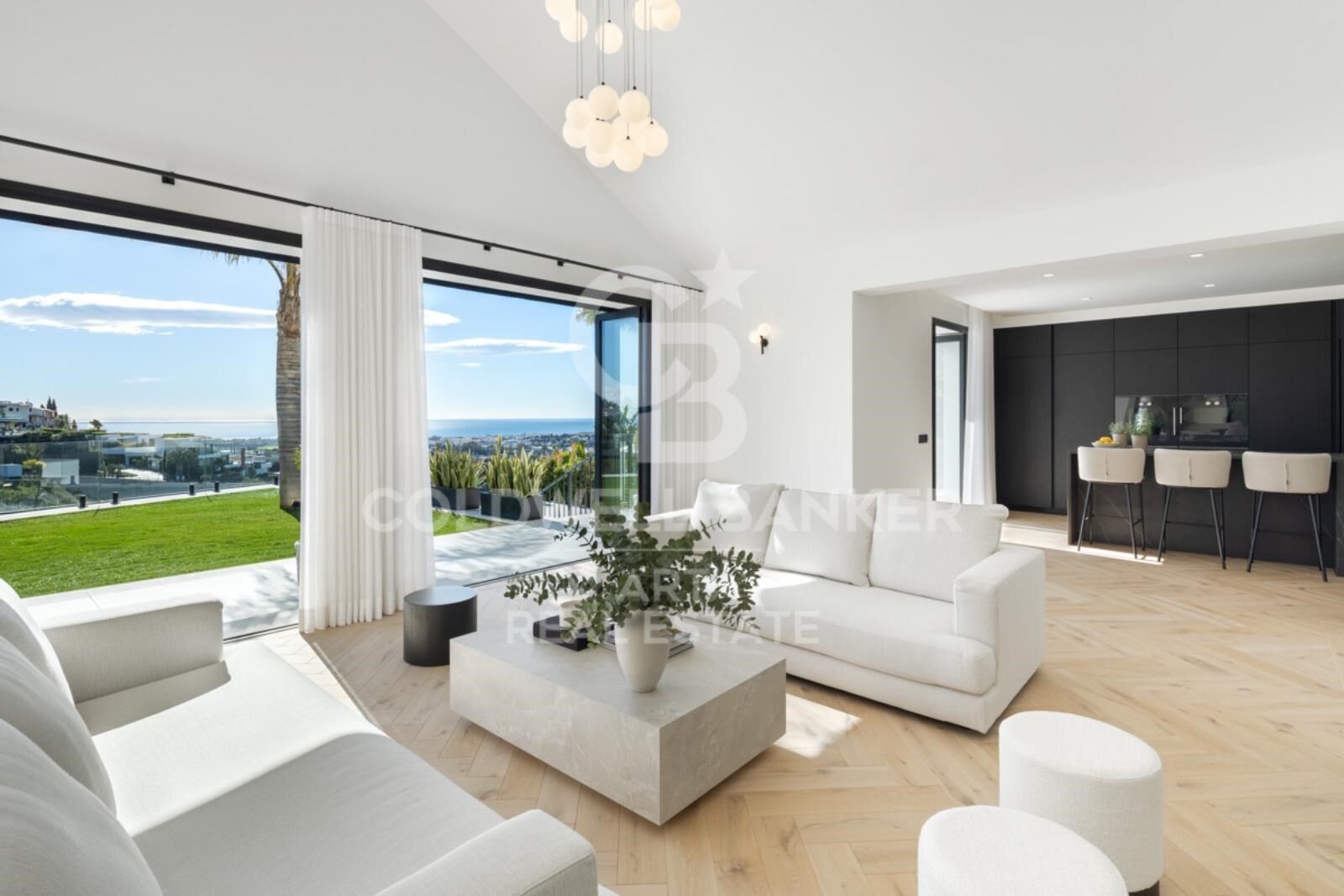 Villa moderna y elegante con impresionantes vistas al Mediterráneo, Benahavís, Marbella