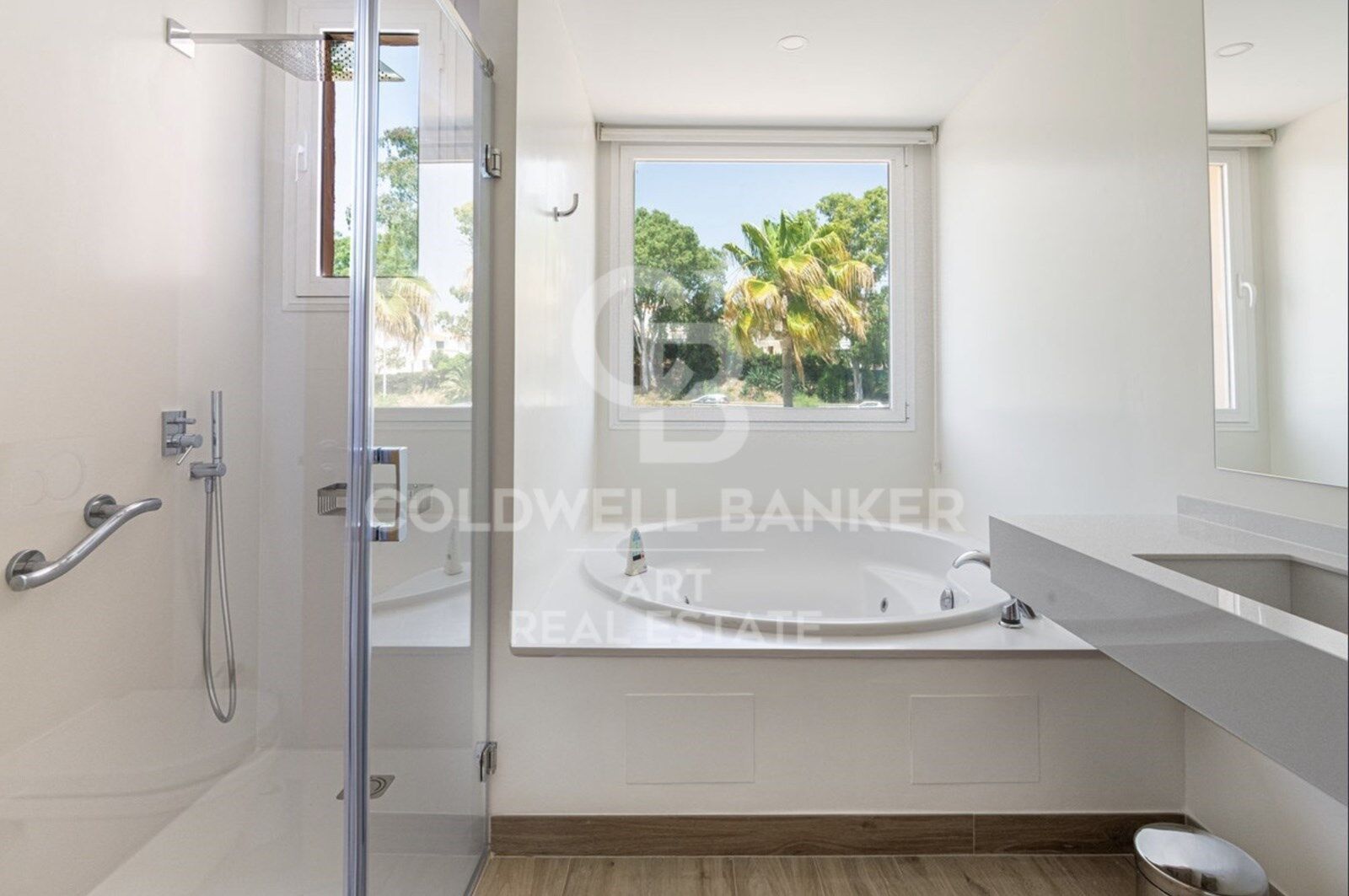 Elegant and spacious penthouse in Alhambra del Golf, Guadalmina Baja