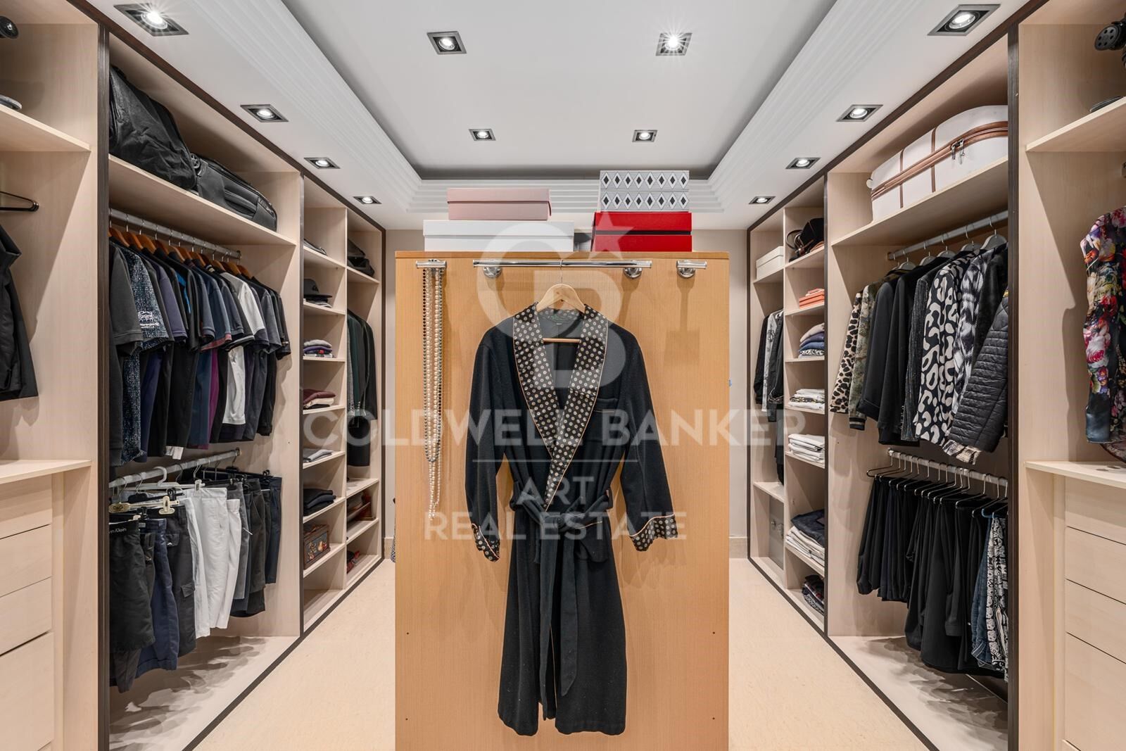 Ático dúplex con piscina privada y vistas panorámicas en Los Arrayanes, Nueva Andalucía