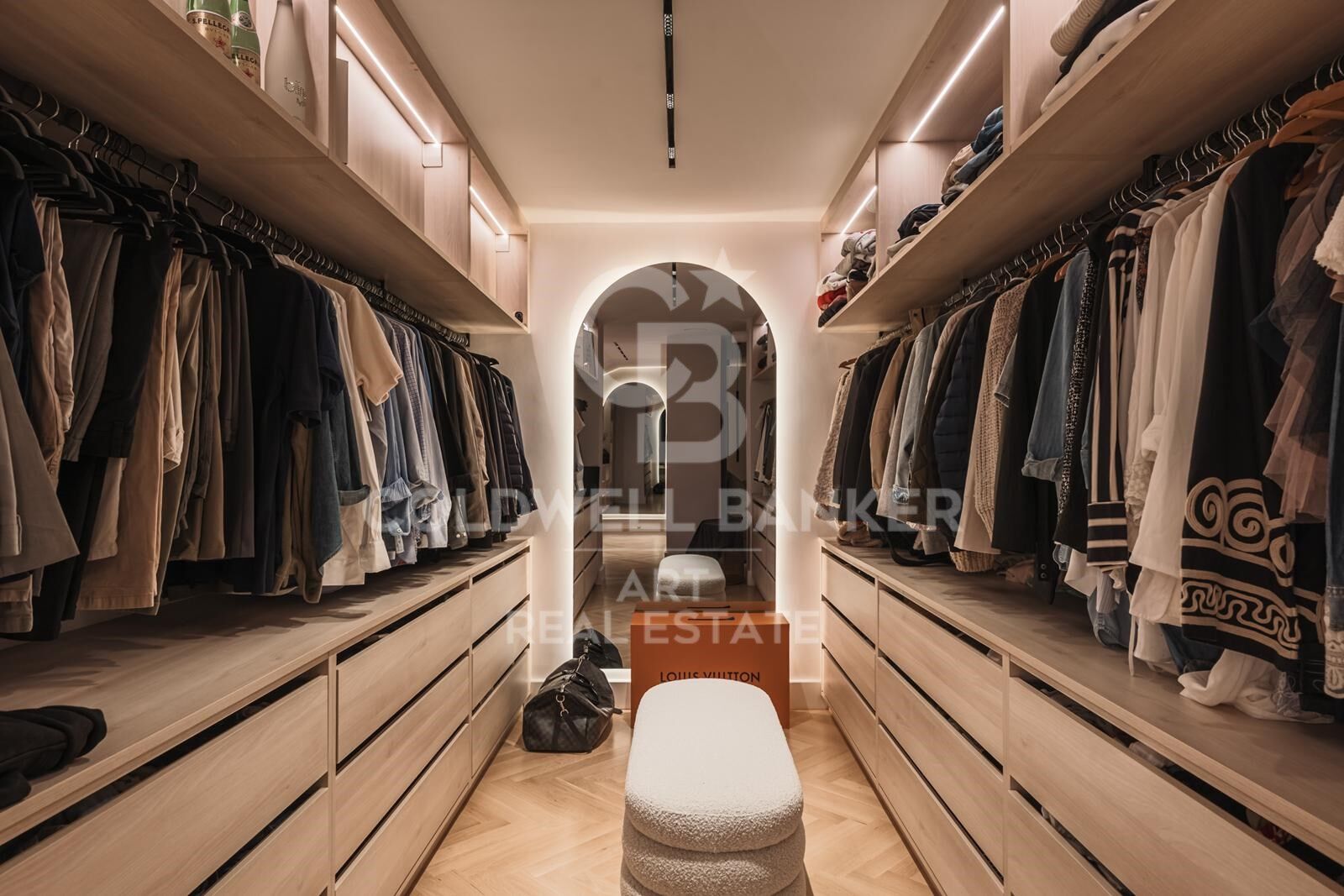 Penthouse de luxe en duplex avec vue panoramique à Torre Halcones, Benahavis