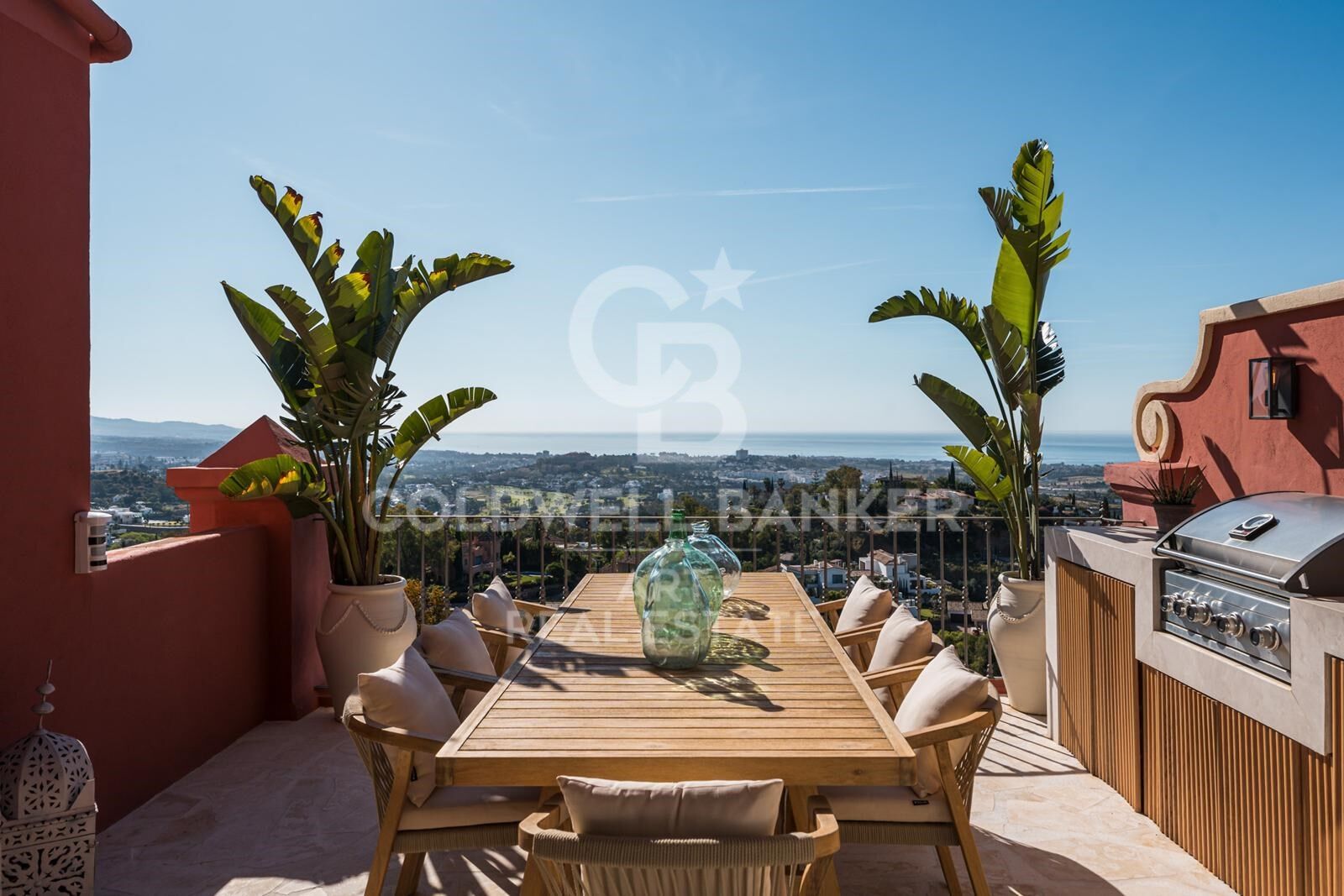 Luxury duplex penthouse with panoramic views in Torre Halcones, Benahavis