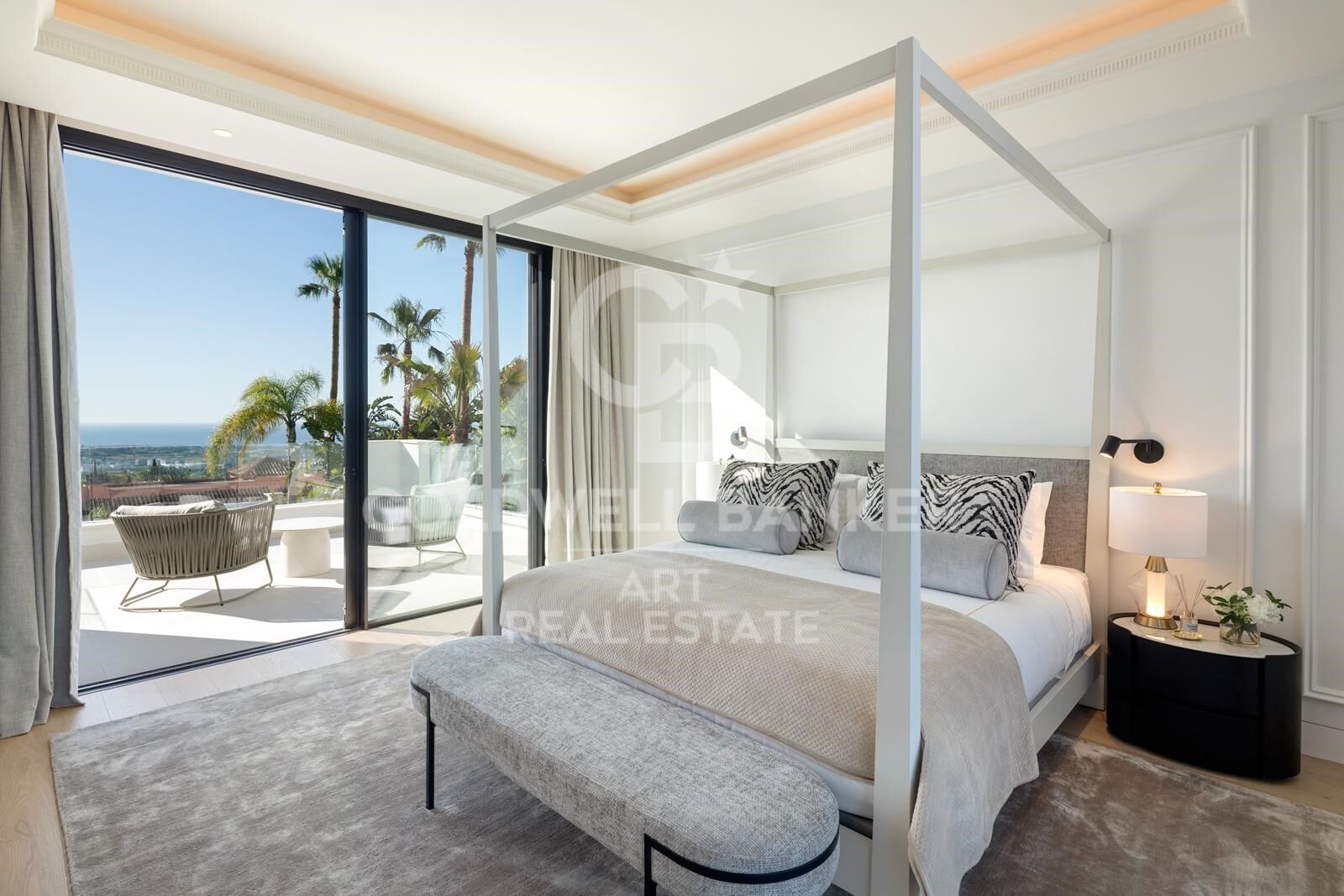 Moderne Luxusvilla mit Panoramablick in Monte Halcones, Benahavís