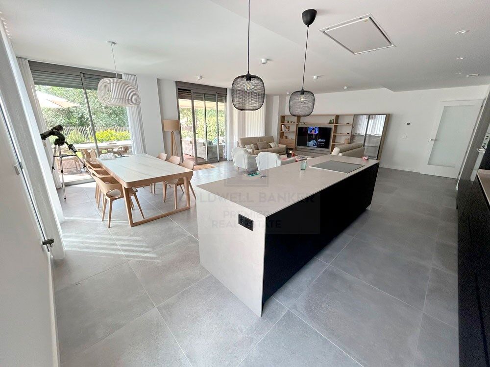 Piso con terraza privada en el RESORT INFINITUM de Salou