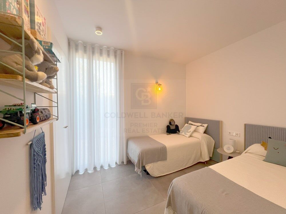 Piso con terraza privada en el RESORT INFINITUM de Salou