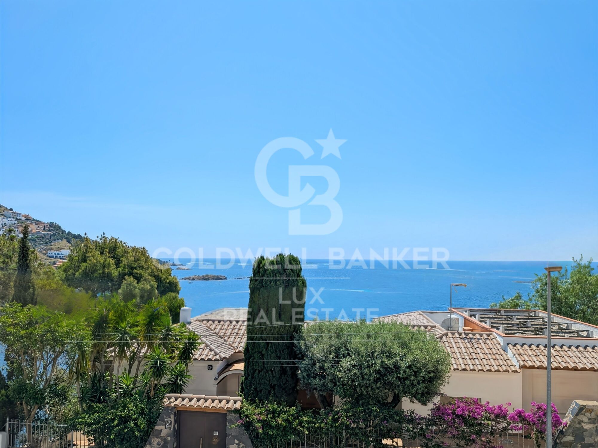 Flat at 250m from the beach of Canyelles in Roses