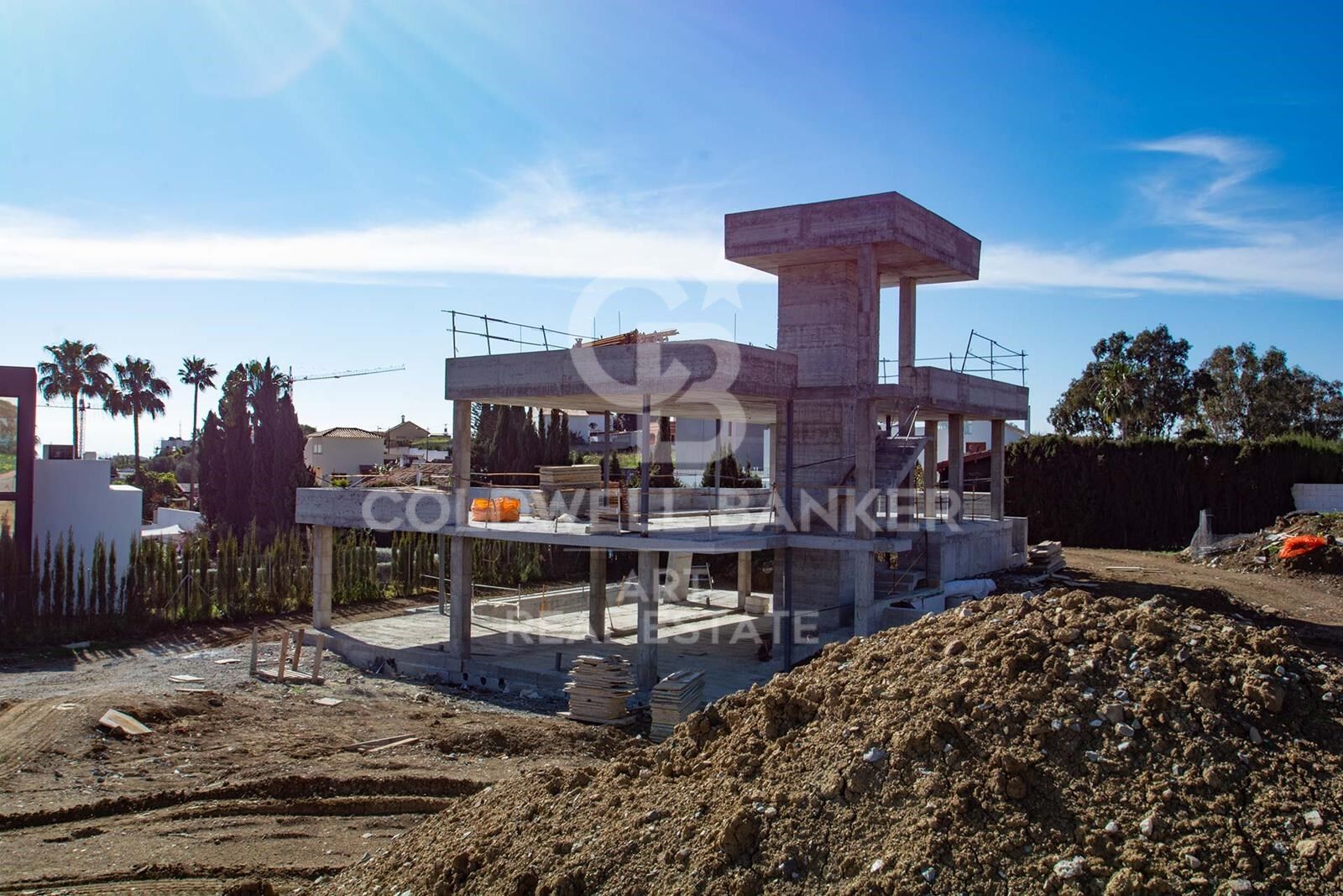 Villa neuve moderne avec vue panoramique à Valle Romano, Estepona