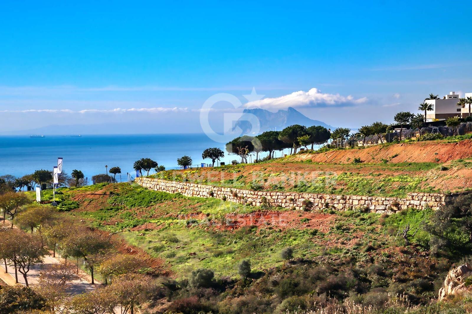 Exklusives Grundstück mit Panoramablick auf das Meer in Bahía de Las Rocas, Manilva