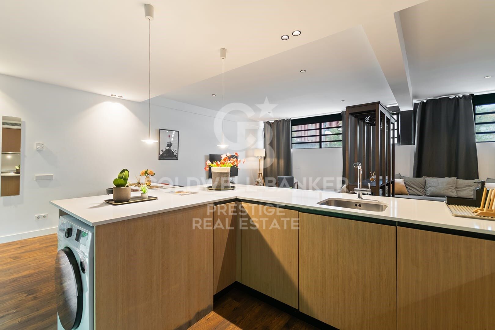Loft de lujo con piscina en rooftop en edificio histórico del Poblenou, Barcelona