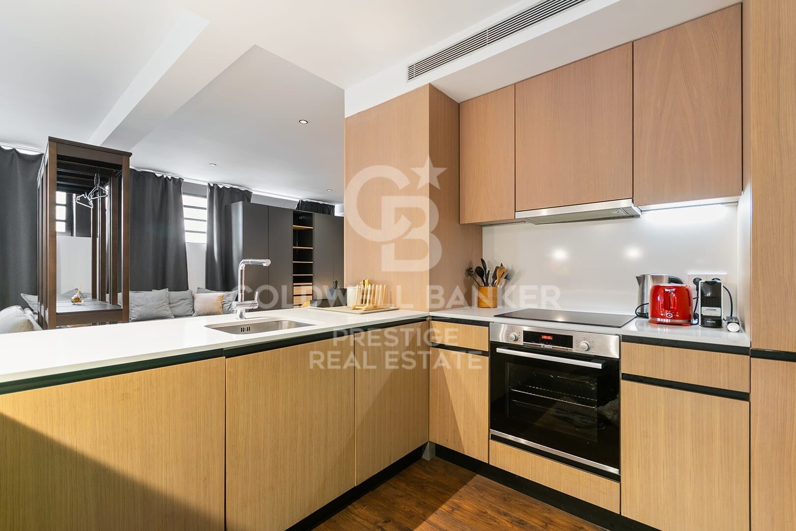 Loft de lujo con piscina en rooftop en edificio histórico del Poblenou, Barcelona