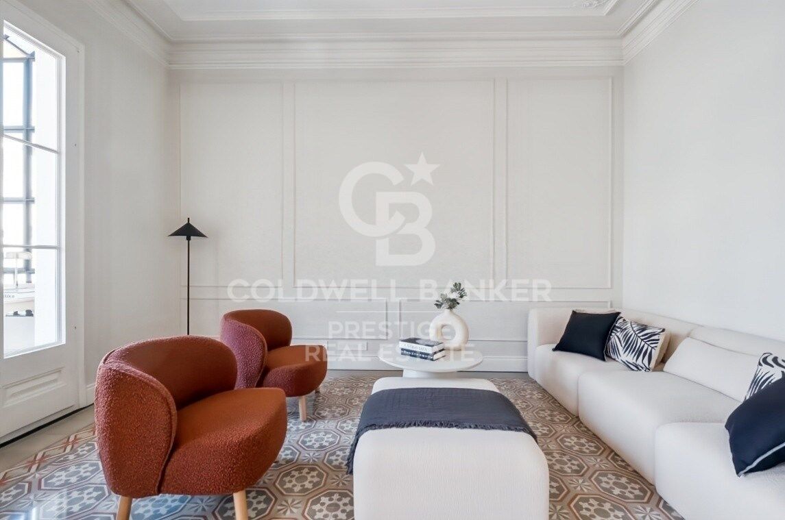 Historic elegance and modern comfort in the heart of Eixample Dreta