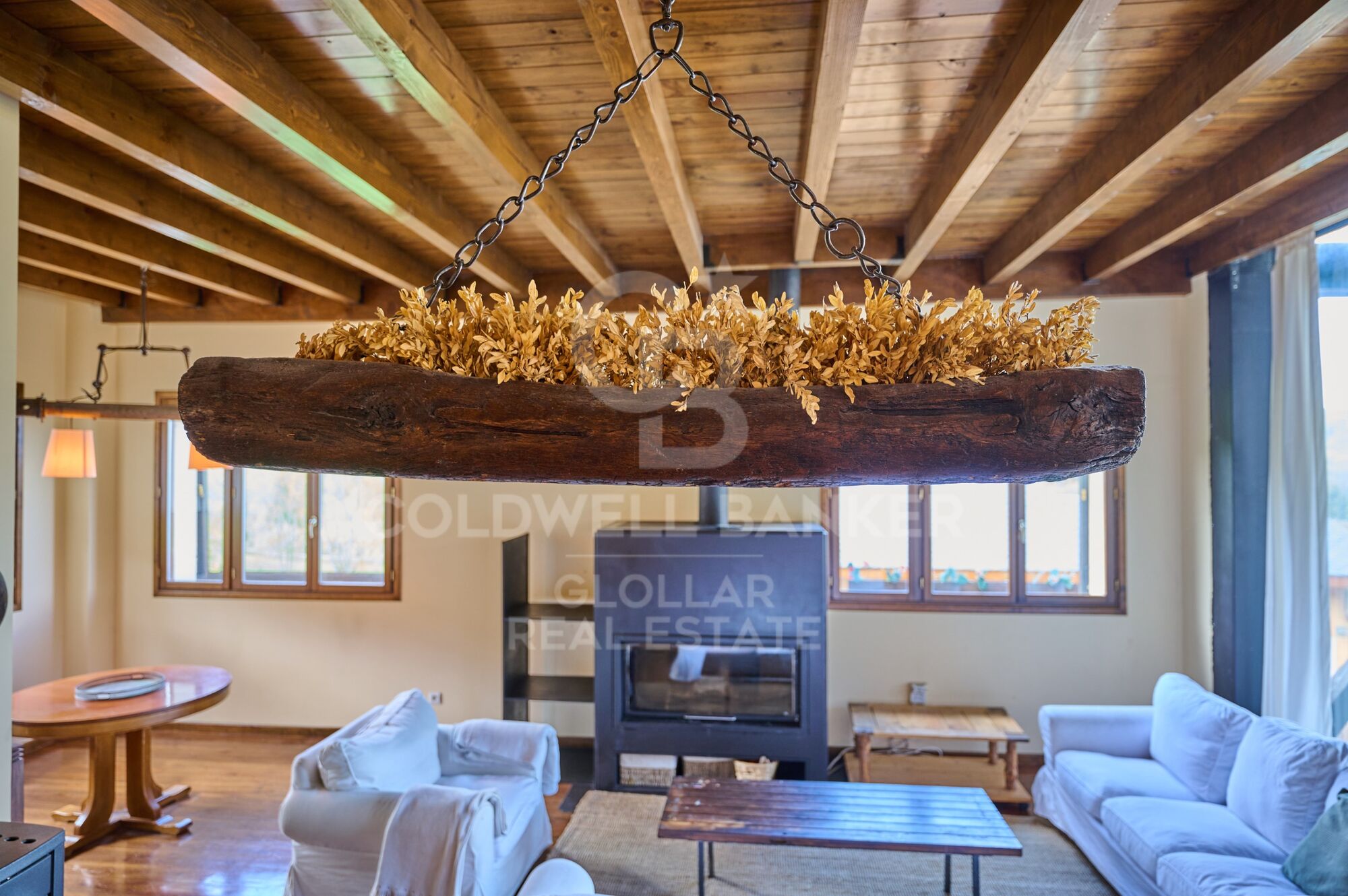 Casa con era ceretana en Err