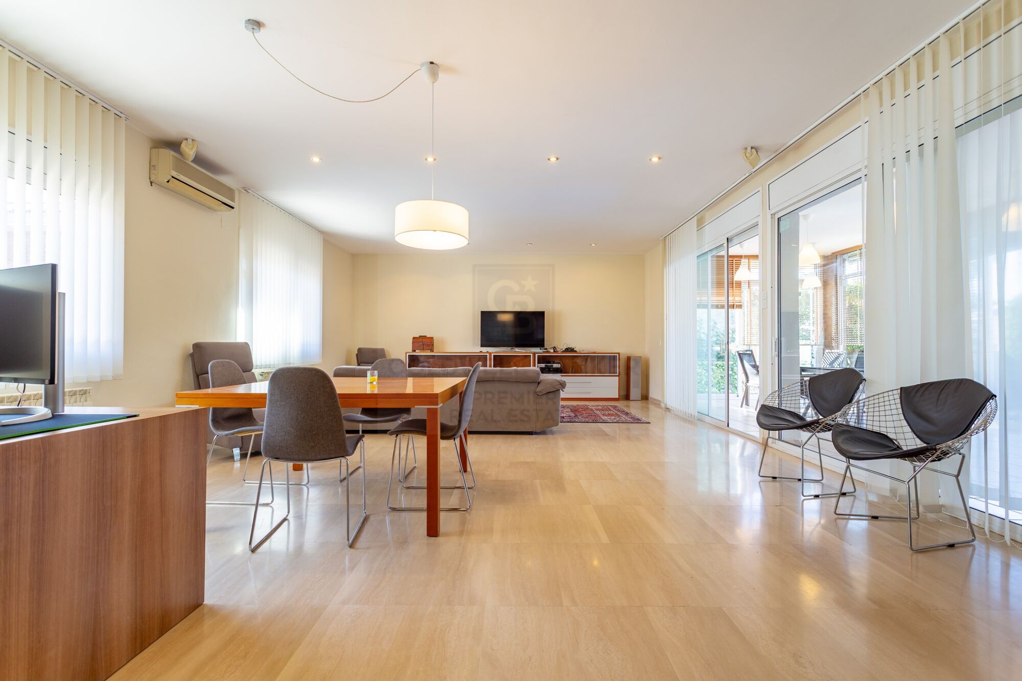 Individual house with pool and barbecue in Vilafortuny