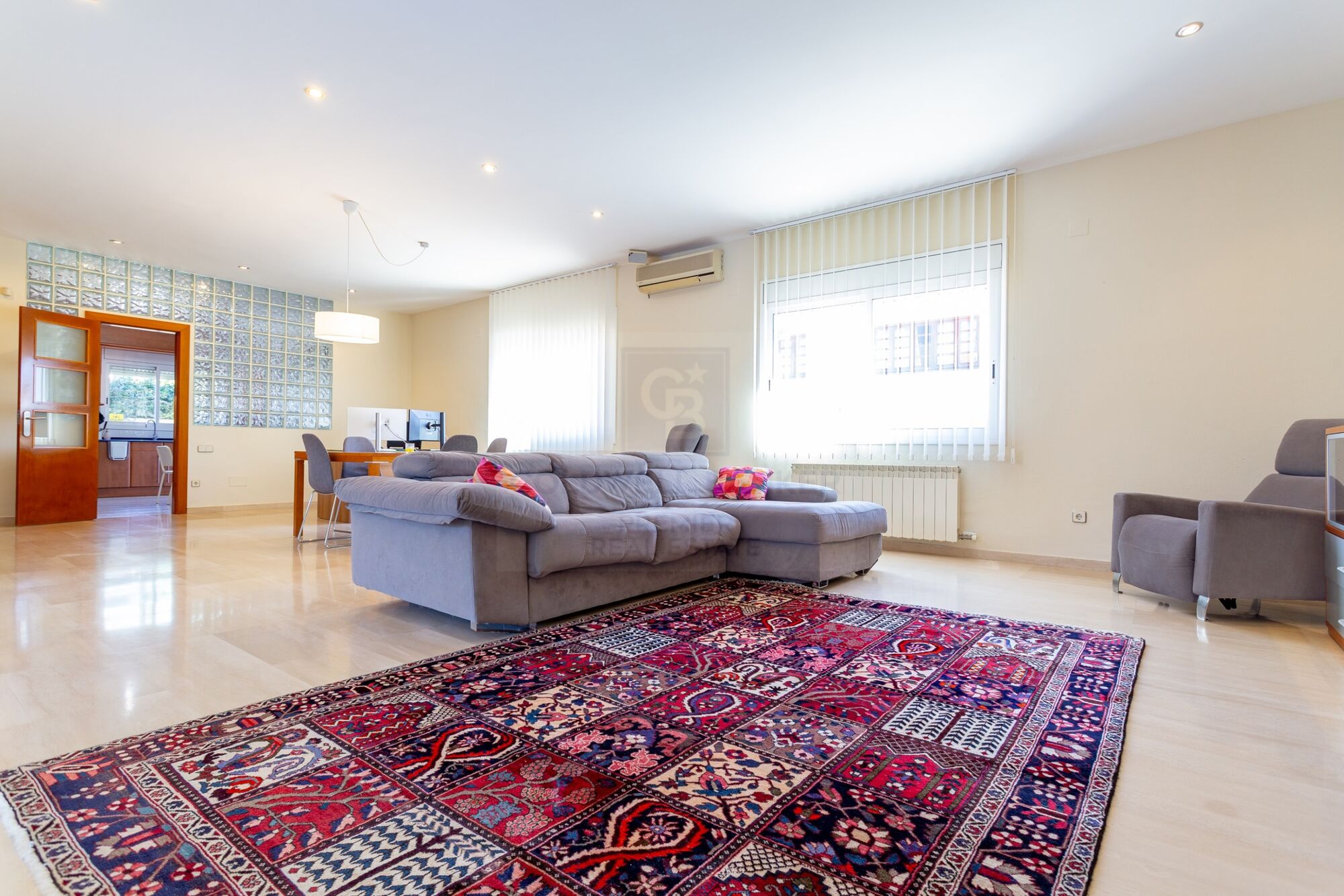 Individual house with pool and barbecue in Vilafortuny