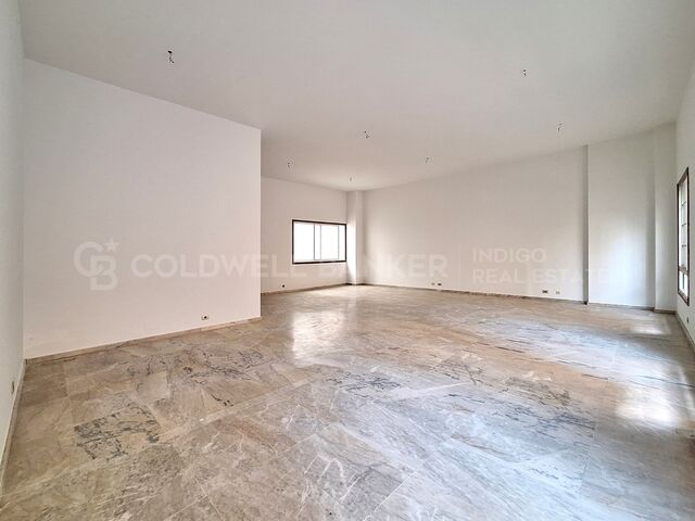 Bright Office in Plaza de Compostela