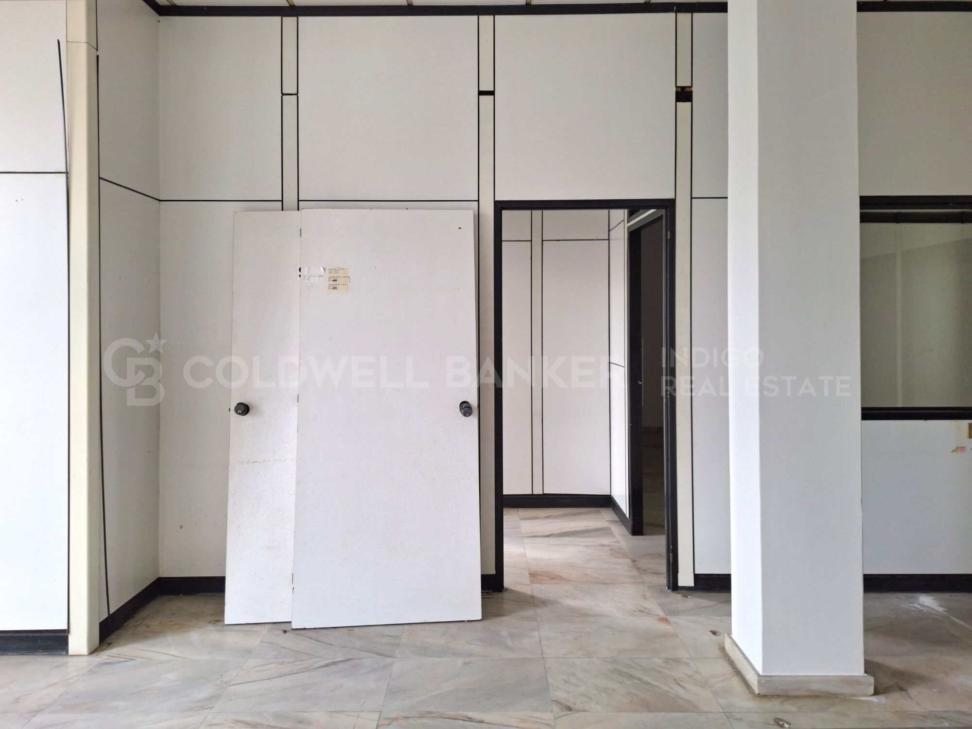 Office with Excellent Views in Plaza de Compostela