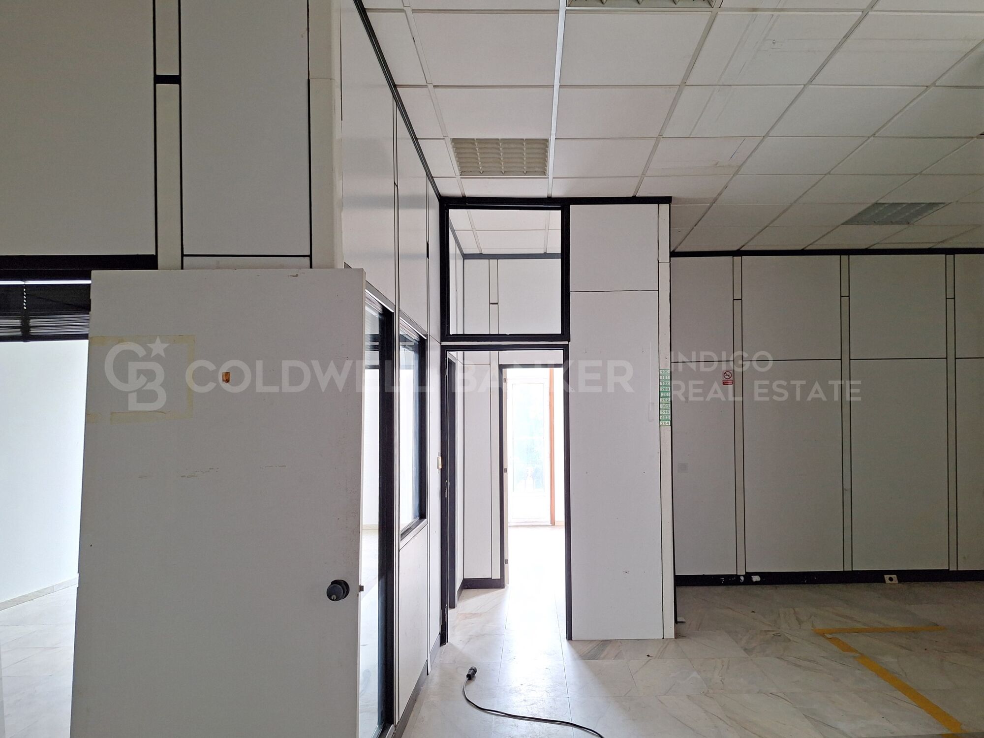 Office with Excellent Views in Plaza de Compostela