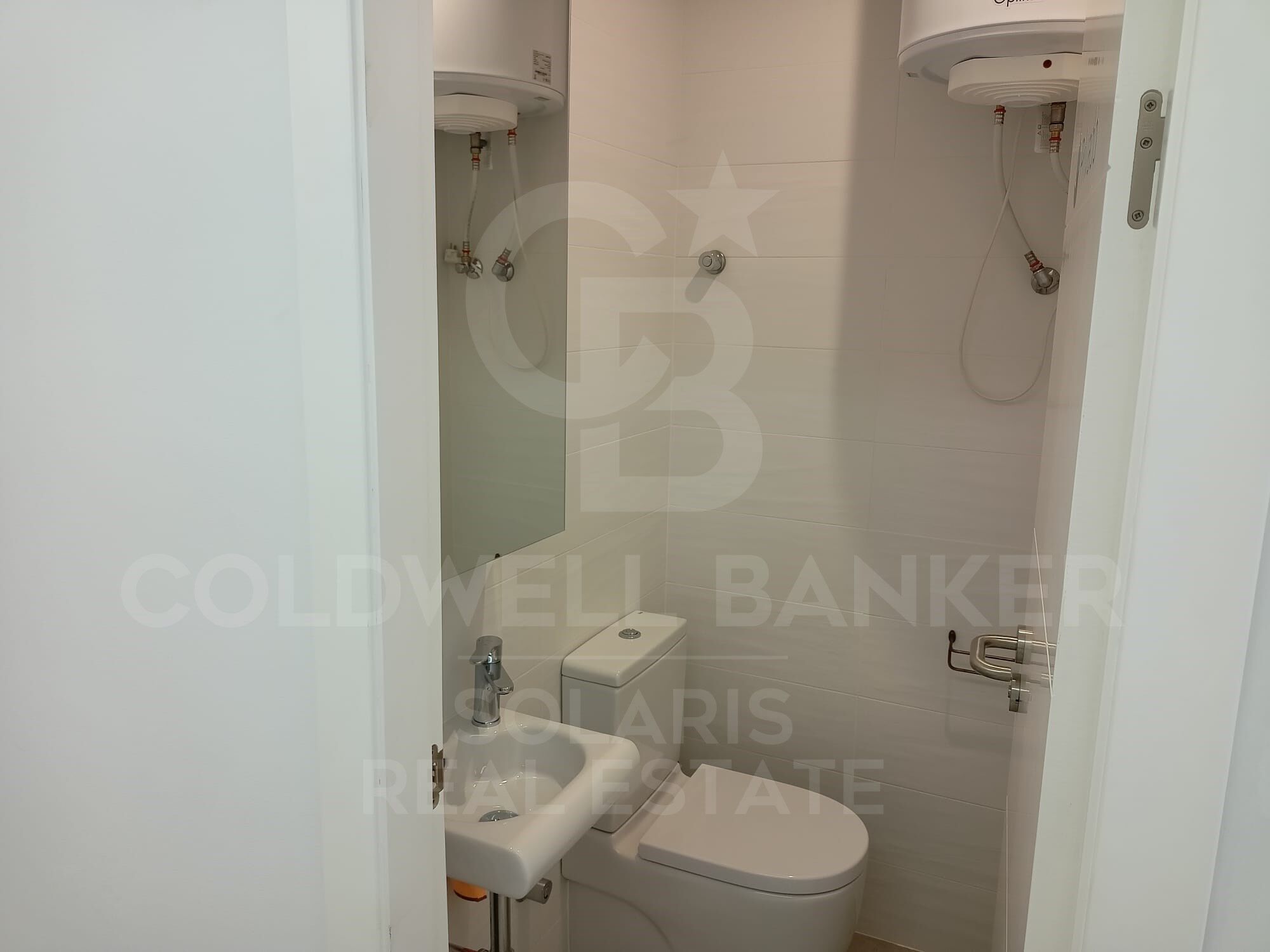 Local en alquiler en el Puerto de Jávea - Ideal para clínica o centro médico