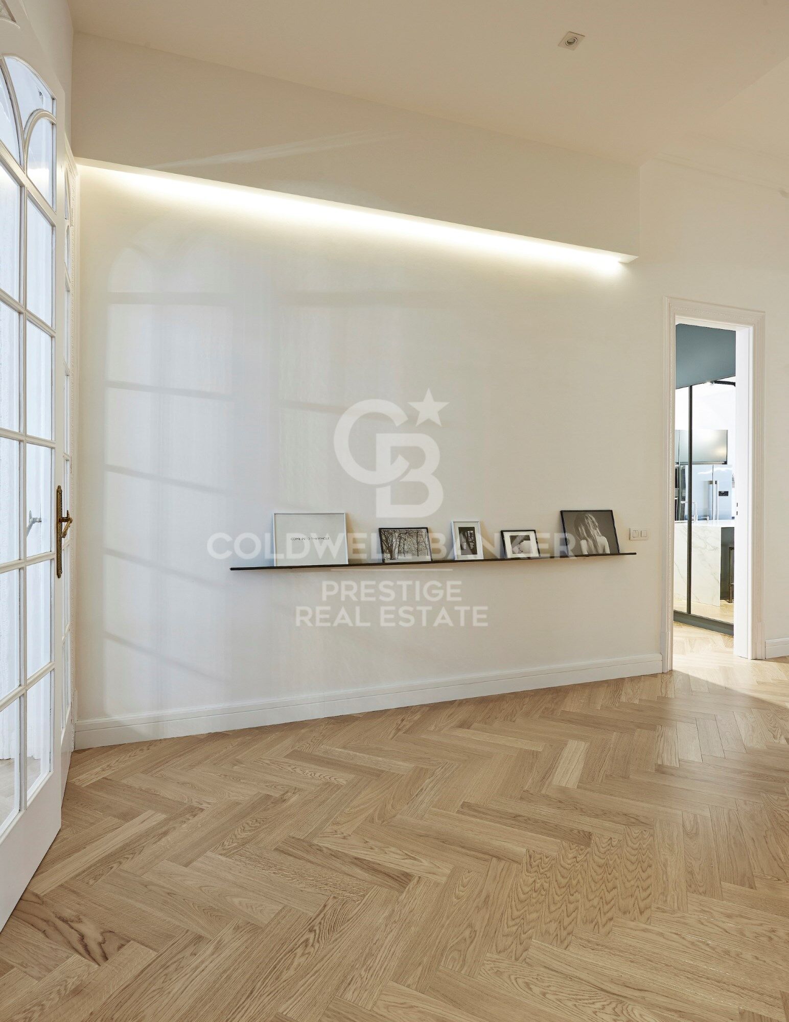 Exclusivo piso amueblado en finca regia en Av. Diagonal con Enrique Granados