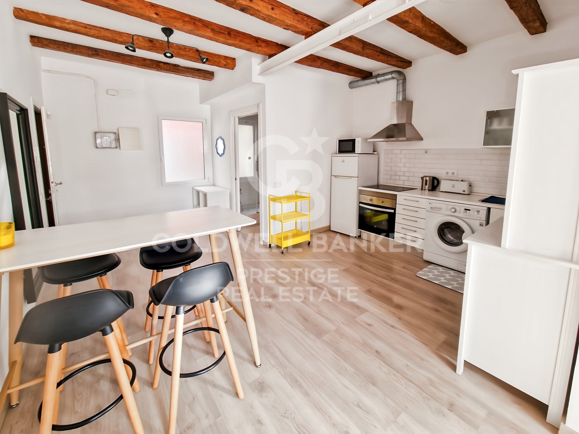 Penthouse with terrace for sale in Ciutat Vella,Barcelona
