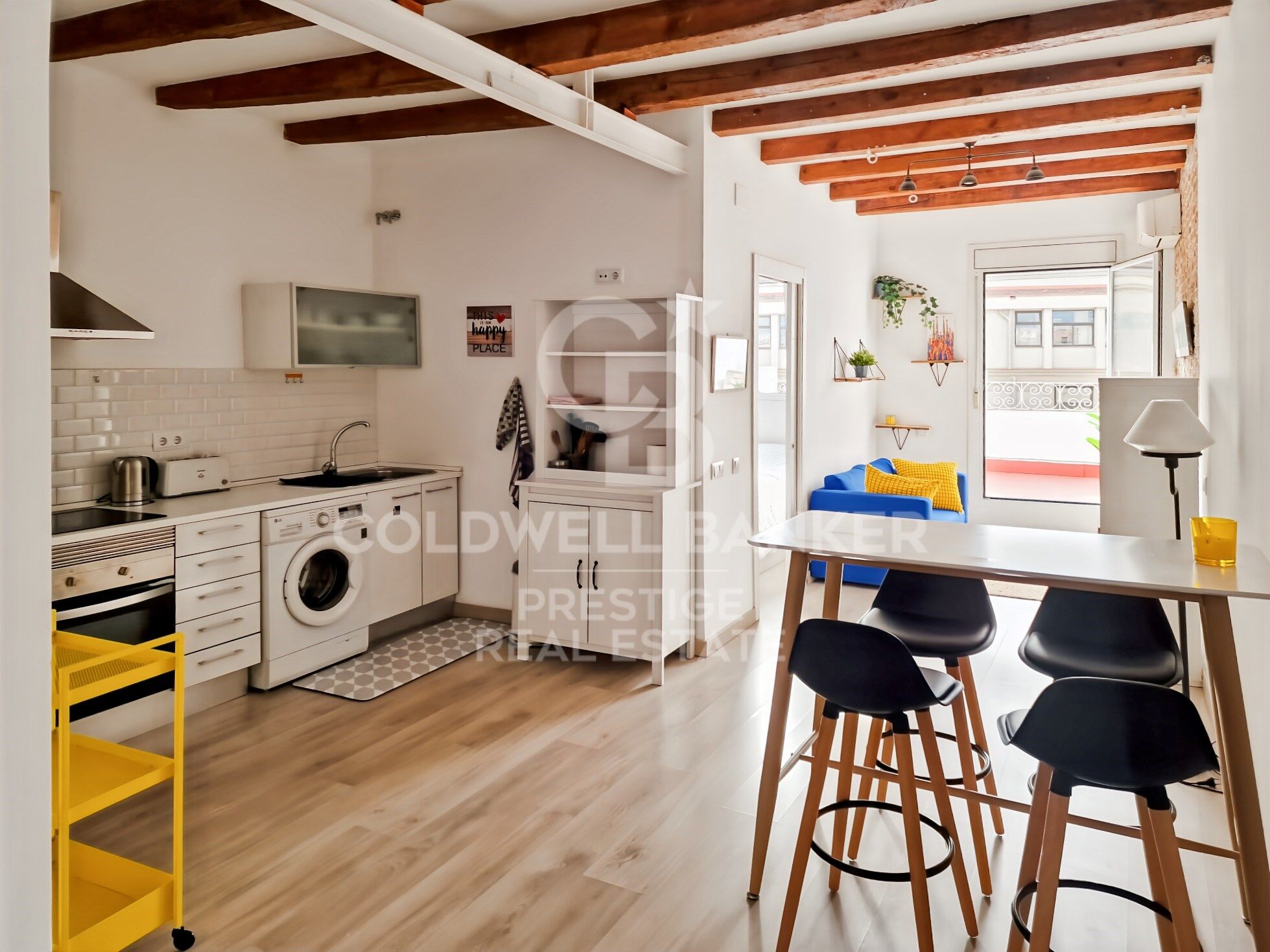 Penthouse with terrace for sale in Ciutat Vella,Barcelona