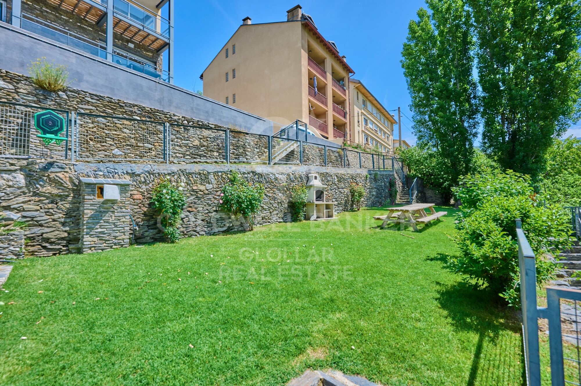 Apartment 2 Bedrooms Sale Osséja