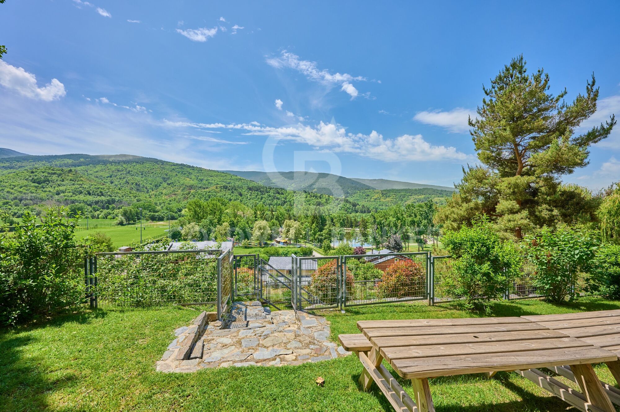 Apartment 2 Bedrooms Sale Osséja