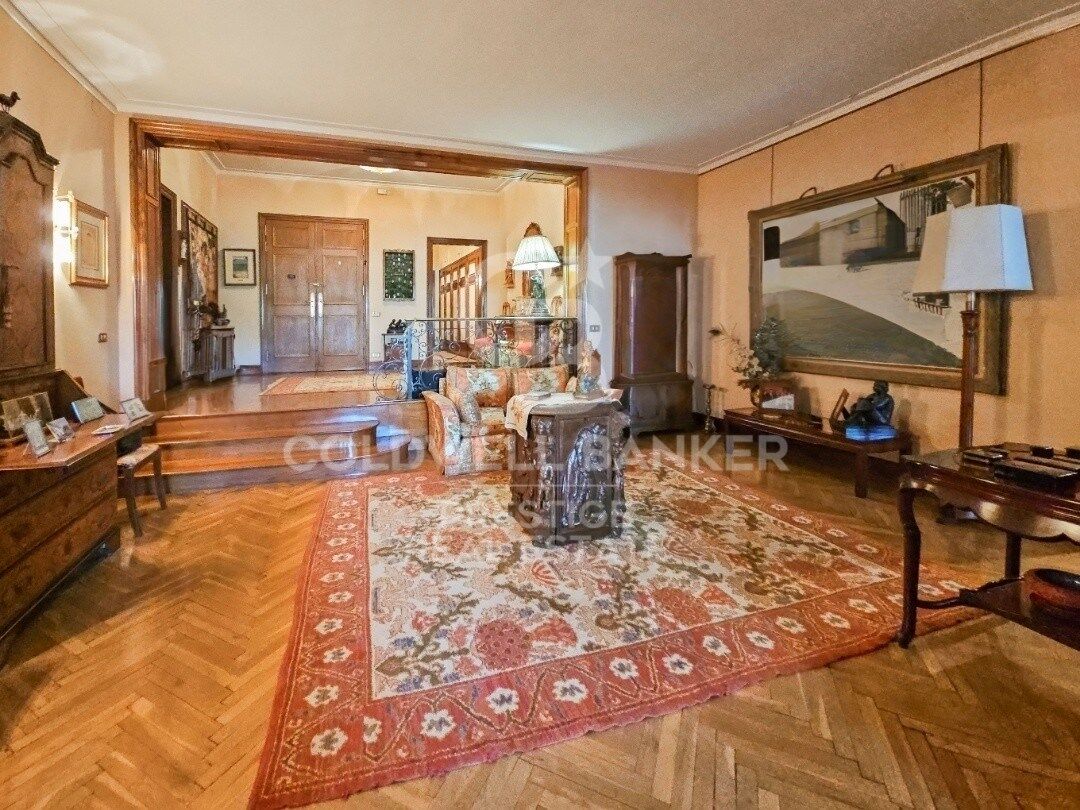 Luminoso apartamento con terraza y vistas al Turó Park, Barcelona