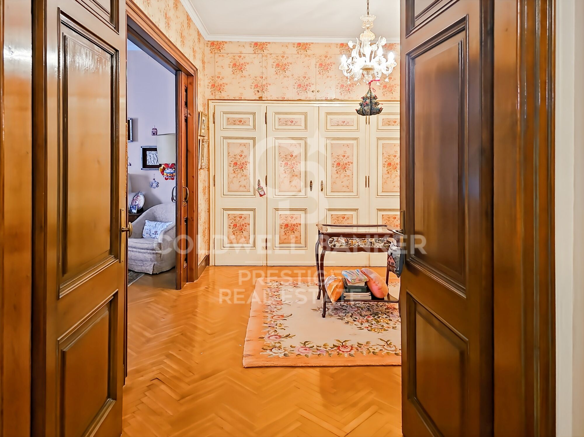 Luminoso apartamento con terraza y vistas al Turó Park, Barcelona