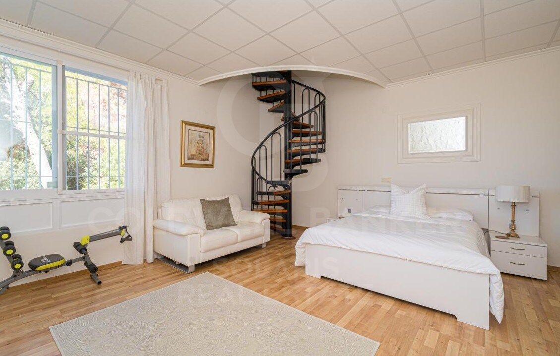 Villa de ensueño en Moraira con licencia turística y vistas panorámicas - exclusiva oportunidad de inversión y estilo de vida