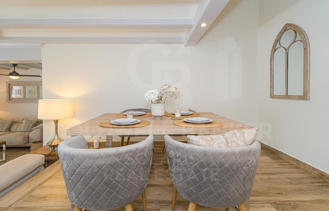 Villa de ensueño en Moraira con licencia turística y vistas panorámicas - exclusiva oportunidad de inversión y estilo de vida