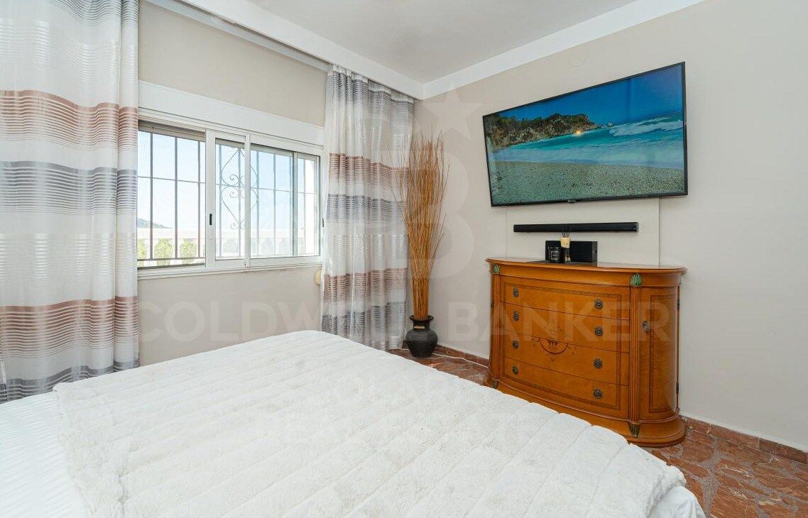 Villa de ensueño en Moraira con licencia turística y vistas panorámicas - exclusiva oportunidad de inversión y estilo de vida