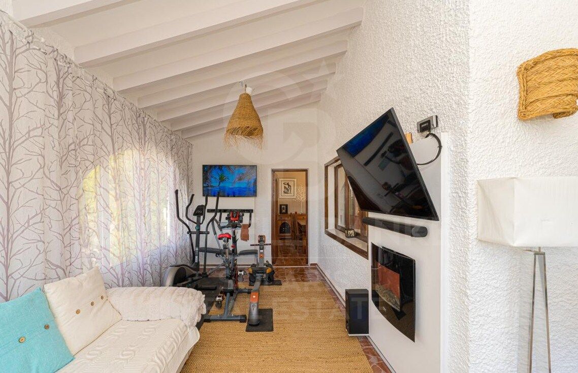 Villa de ensueño en Moraira con licencia turística y vistas panorámicas - exclusiva oportunidad de inversión y estilo de vida